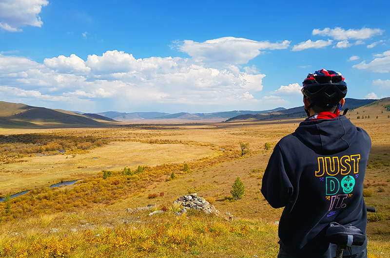 A mountain biking tour in Mongolia